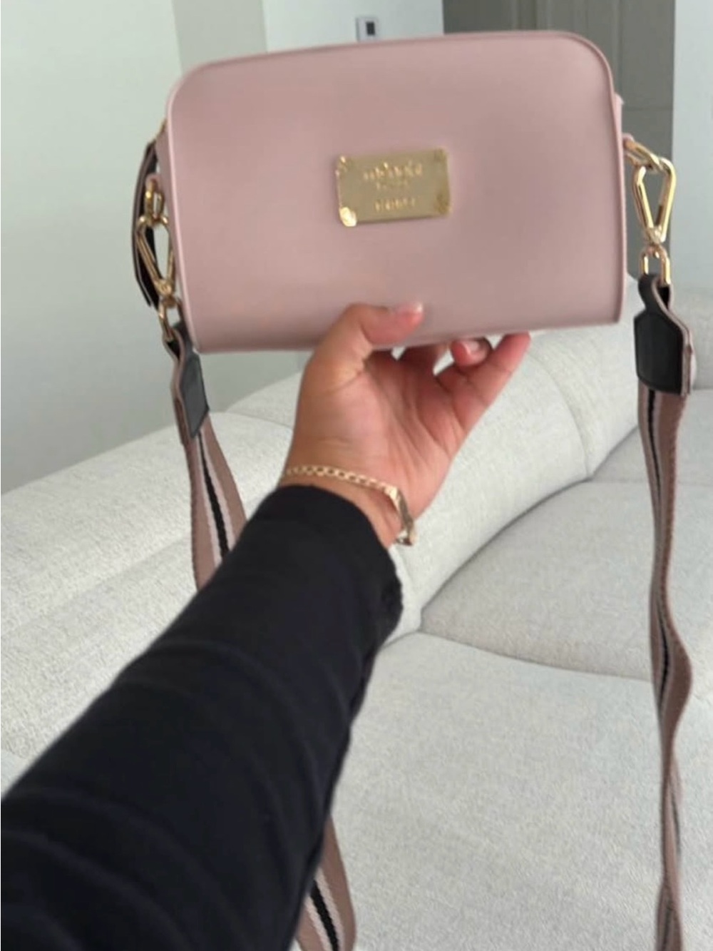 Angelo Mangiarotti Dusty Pink Crossbody with Gold Plate